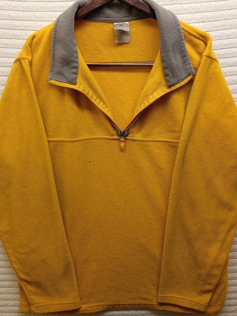 Vintage Foot Locker 1/4 Zip Fleece Pullover Yellow Adult XL Sporty Slight Flaw